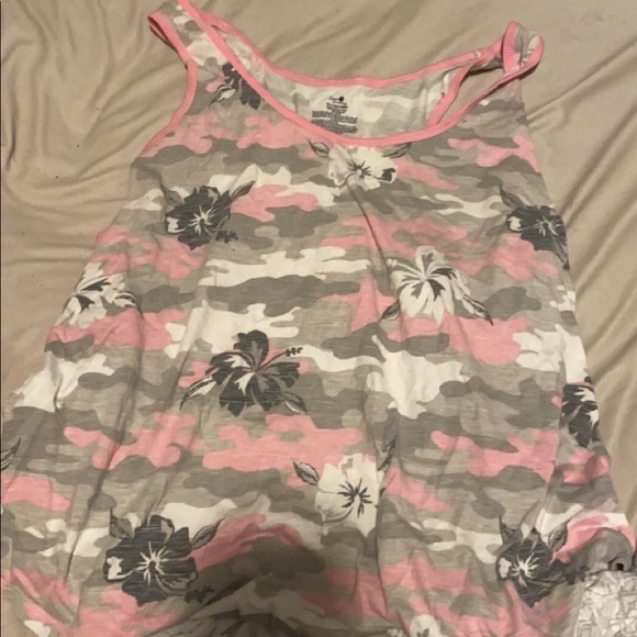 Jeans $10 shorts $3 shirts $5 - Picture 10 of 10